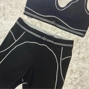 ALO SET Black Leggings and bra with White Contrast Piping